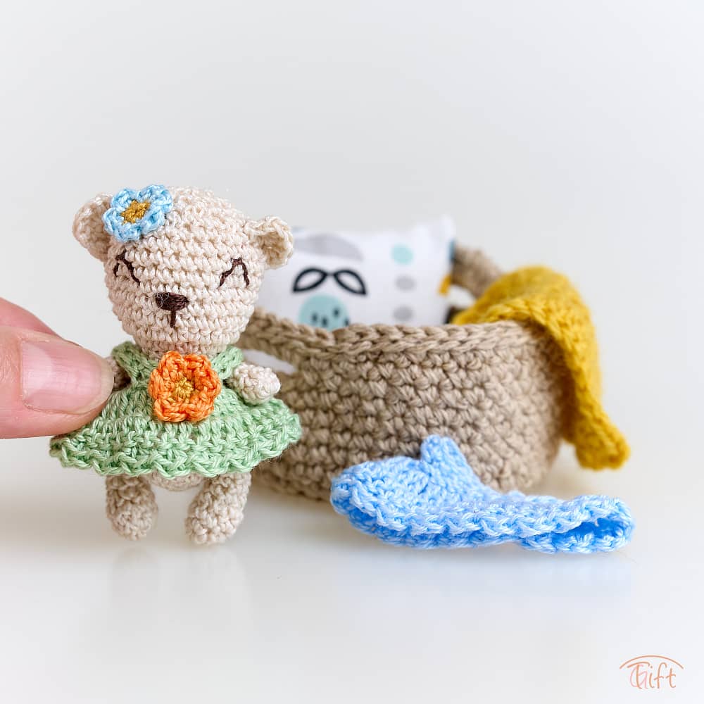 Macík Lila v košíku – miniatúrny svet plný nežnosti