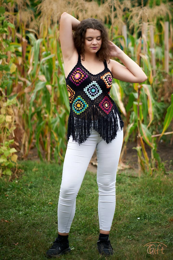 Háčkovaný "Granny square top"
