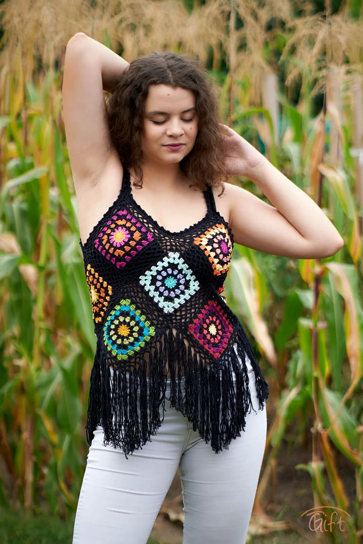 Háčkovaný "Granny square top"